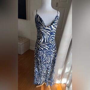 Boutique Navy and Cream Zebra print tropical Maxi Dress Size large EUC